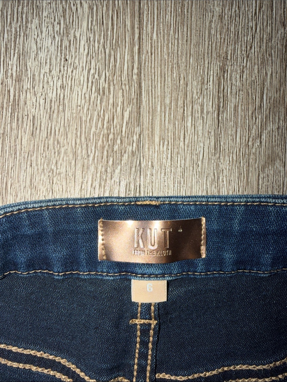Kut from the Kloth Meg fab ab Wide Leg Jeans in Dark Blue Wash size 6 - Picture 2 of 7